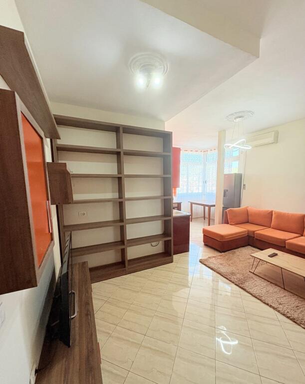 Jepet me qera apartament 1+1+Ballkon, 📍 Perballe Delijorgji