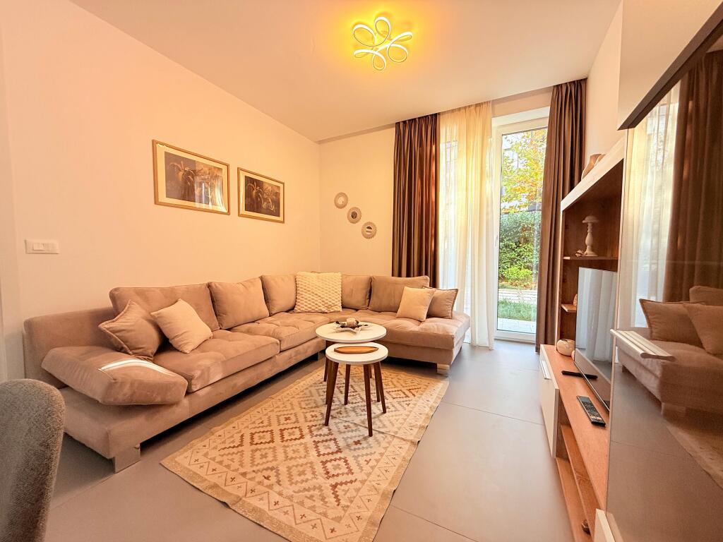 🏡 Appartamento 2+1+2 con Posto Auto – Residenza Forest, Lago Asciutto