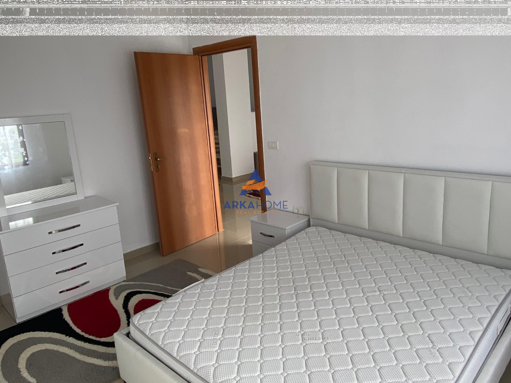 JEPET APARTAMENT ME QERA 1+1+ BALLKON "YZBERISHT, AFER URBAN GATE" 40.000 LEKE