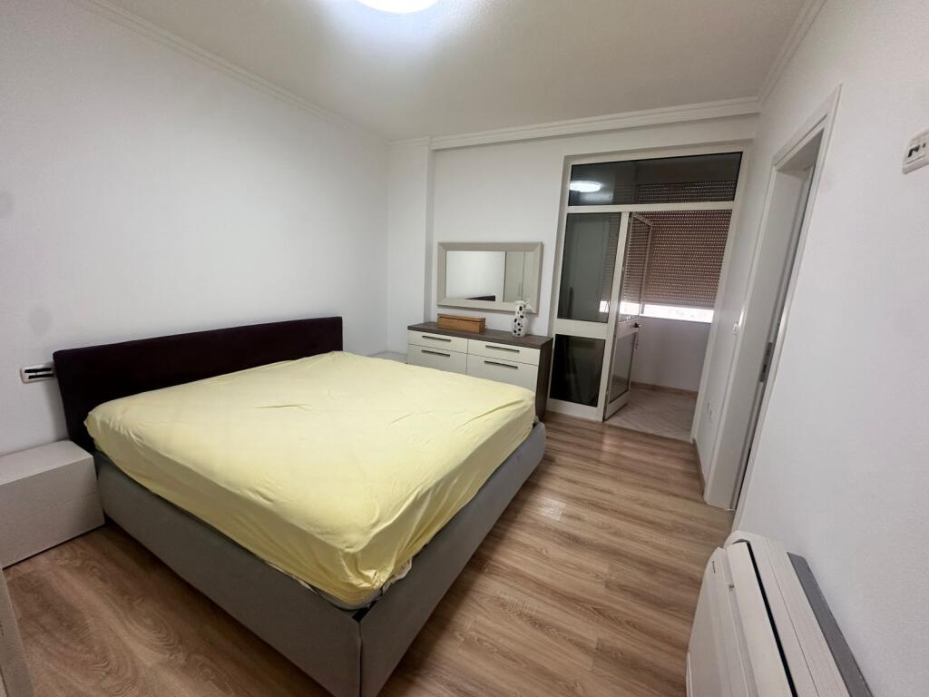 Appartamento 3+1 più deposito nel centro di Tirana