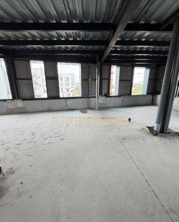 Shitet, Apartament 3+1+2+2 Poste Parkimi, Rruga e Elbasanit, Tiranë