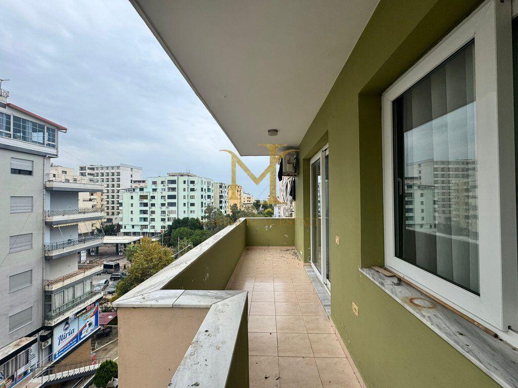 Appartamento 1+1 in affitto a Plazh Iiria, Durres.