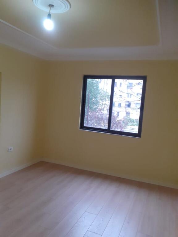 Casa in vendita vicino alla scuola unita
