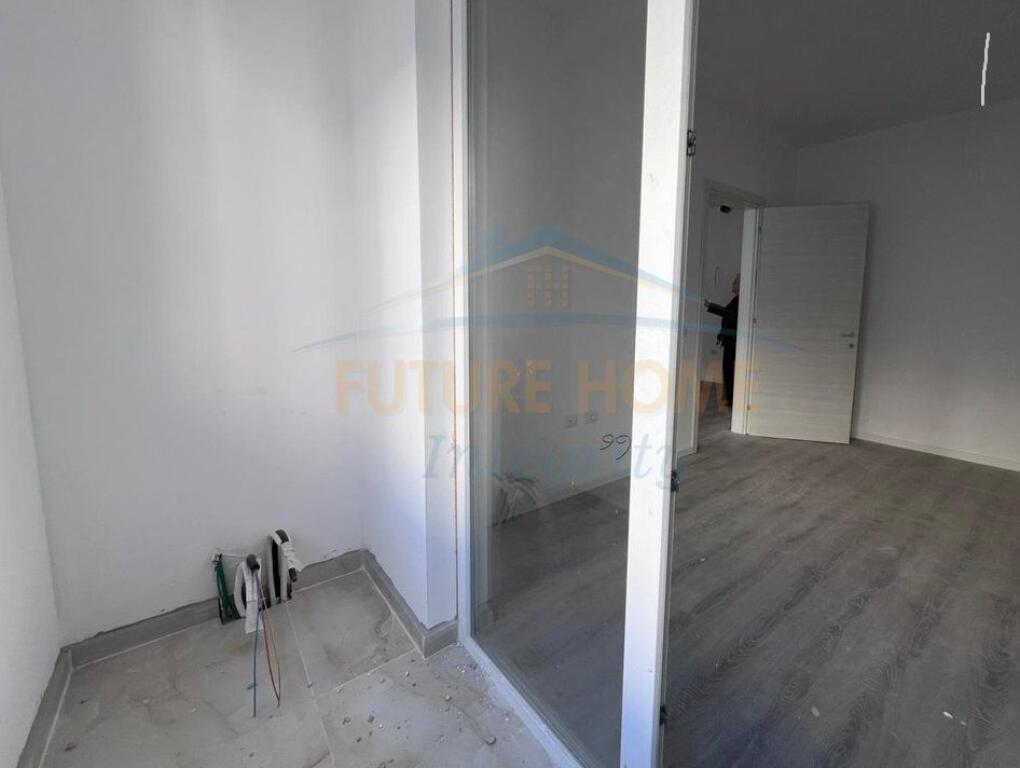 VENDESI APPARTAMENTO 1+1 VIA DRITAN HOXHA, LAPRAKE