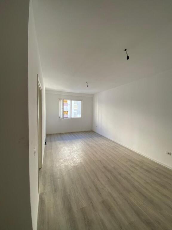 Apartment 1+1 for sale Dritan Hoxha Street, Laprakë, Aura Complex!
