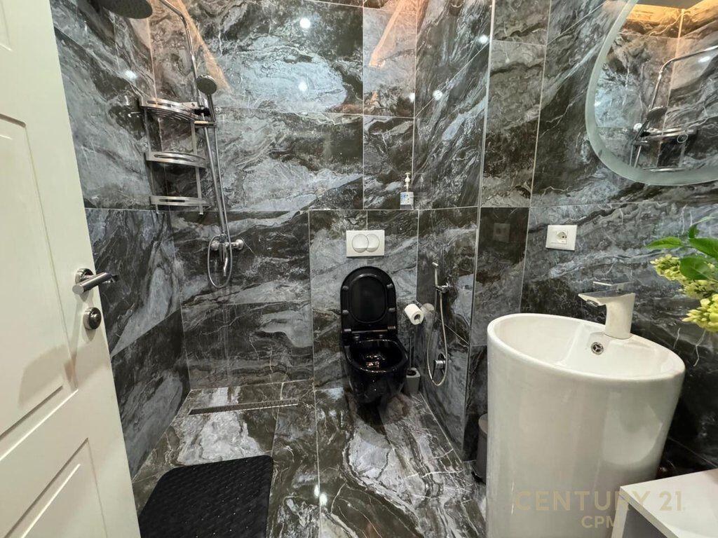 Luxury 3+1 apartment for sale near "Lion Park", Elbasanit Street! €390,000