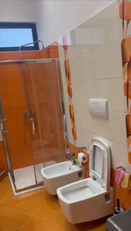 🏠 Appartamento 1+1 in Affitto – 21 Dhjetori (dietro Square / dietro Mesdhetari)