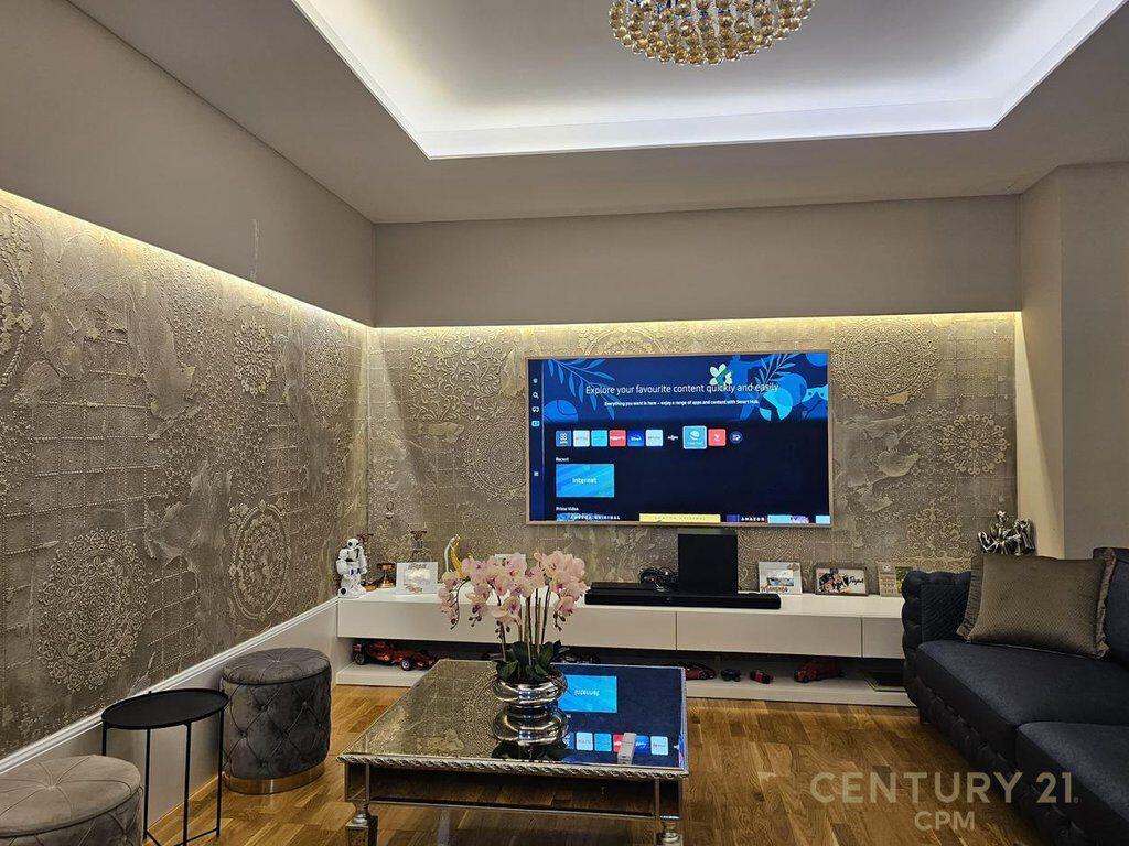 Luxury 3+1 apartment for sale near "Lion Park", Elbasanit Street! €390,000