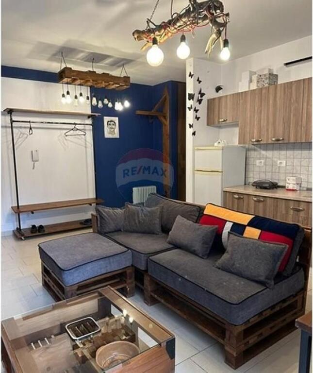 Apartament 1+1 me Qera, Liqeni i Thate