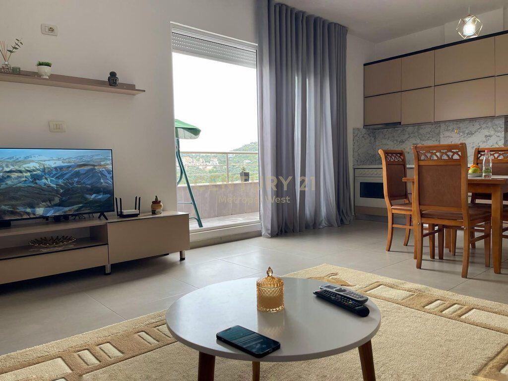 APPARTAMENTO 2+1 IN AFFITTO – VERANDA PANORAMICA E VISTA ETERNA SUL LAGO ASCIUTTO