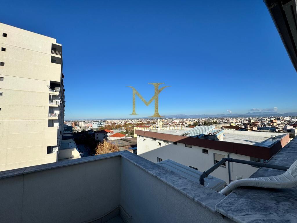 Apartament 2+1 ne shitje ne Lagjen 17, Durres