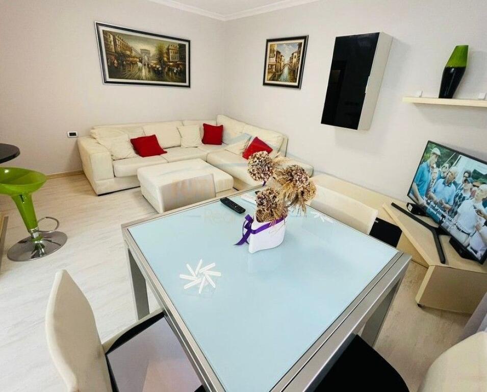 Qera, Apartament 2+1+POST PARKIMI ,Garda, Liqeni Artificial Tiranë