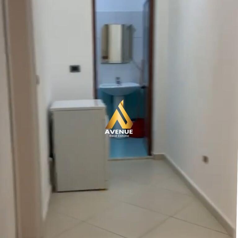 AFFITTASI APPARTAMENTO 1+1 – VIA PETI, VICINO AL GIARDINO ZOOLOGICO, TIRANA