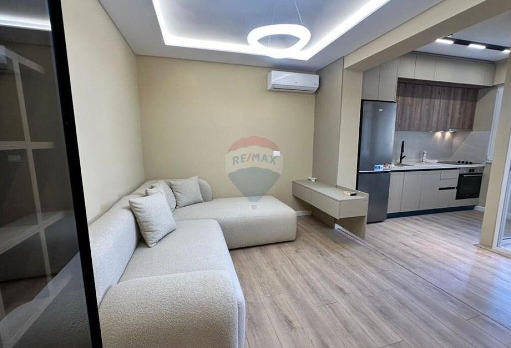 Apartment 1+1 furnished for sale at 21 Dhjetori (530471006-268)
