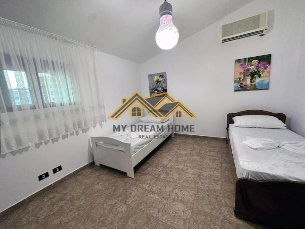 OCCASIONE VENDESI MAGAZZINO 360m2 IN SPIAGGIA, DURAZZO!