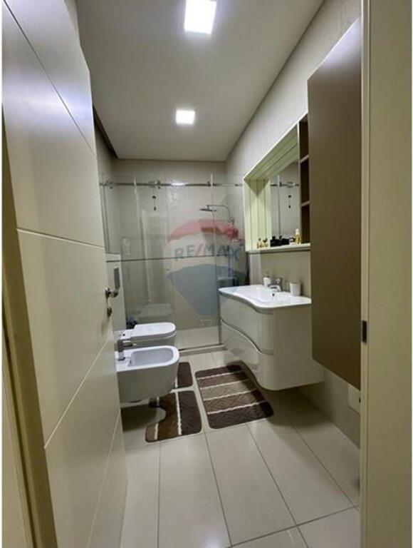 APARTAMENT 2+1+2 PER QIRA, ZOGU I ZI, RING CENTER