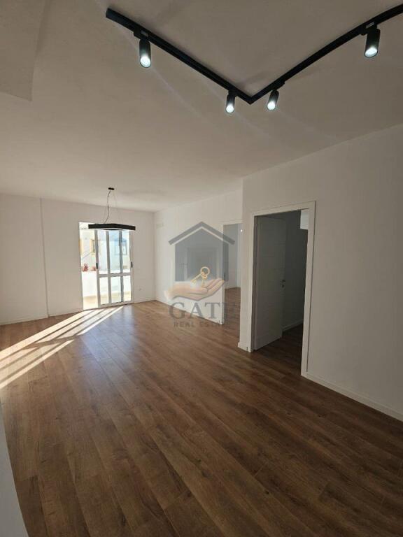 2+1 Apartment for Sale – Near Regional Hospital, Durrës