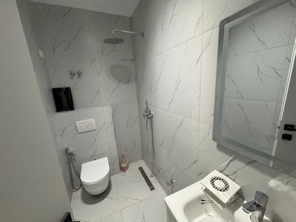 🏡 Shitet Apartament 1+1 në Komuna e Parisit,  