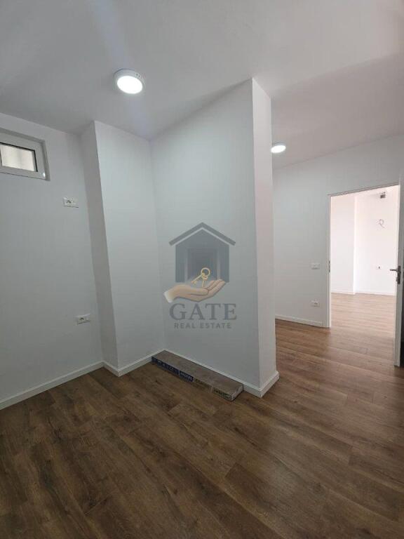 2+1 Apartment for Sale – Near Regional Hospital, Durrës