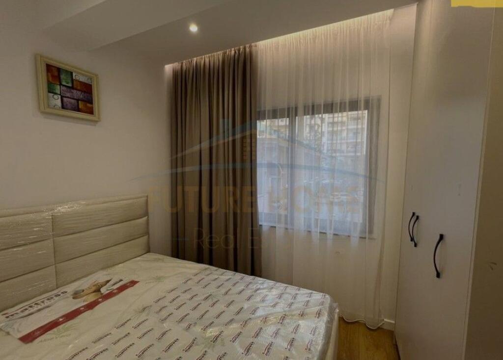 For sale, Apartment 1+1, Paris Commune