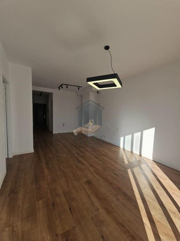 2+1 Apartment for Sale – Near Regional Hospital, Durrës