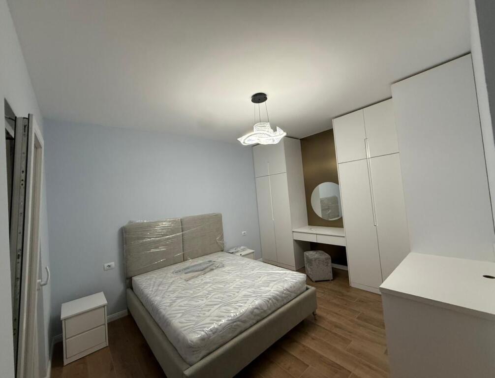 Apartment for rent 1+1 Zogu i Zi
