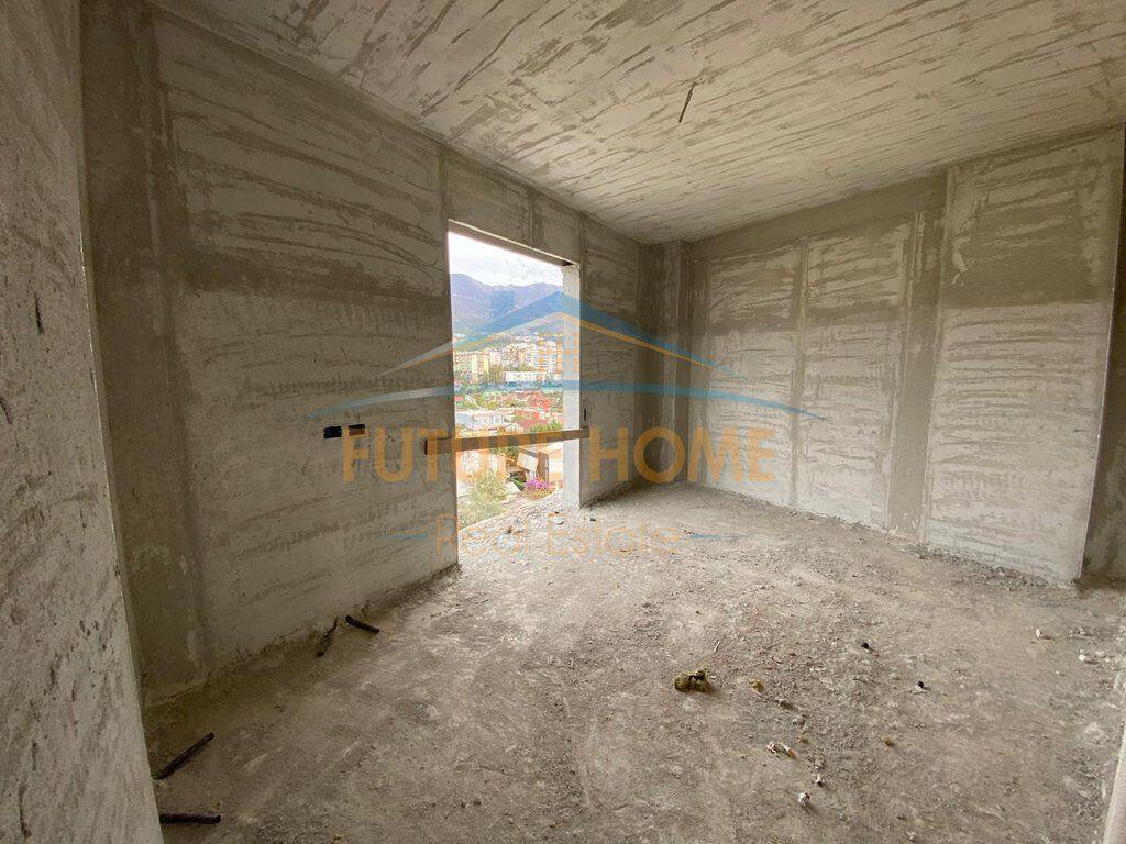 Shitet Apartament 2+1+2, Rezidenca Porcelan 3