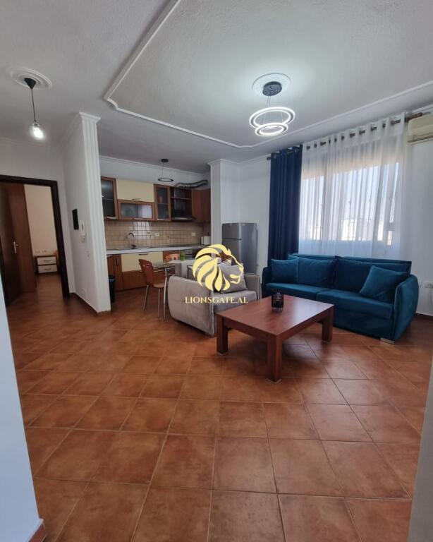 🏡 APPARTAMENTO IN AFFITTO – VIA MYSLYM SHYRI