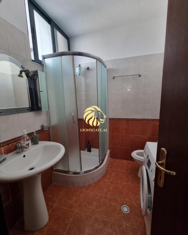 🏡 APPARTAMENTO IN AFFITTO – VIA MYSLYM SHYRI