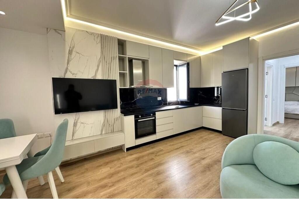 Apartment 1+1 for sale near Pharmacy 10!
