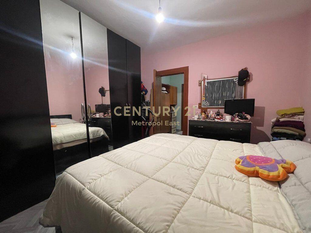 Apartment 1+1 for sale at Irfan Tomini Street