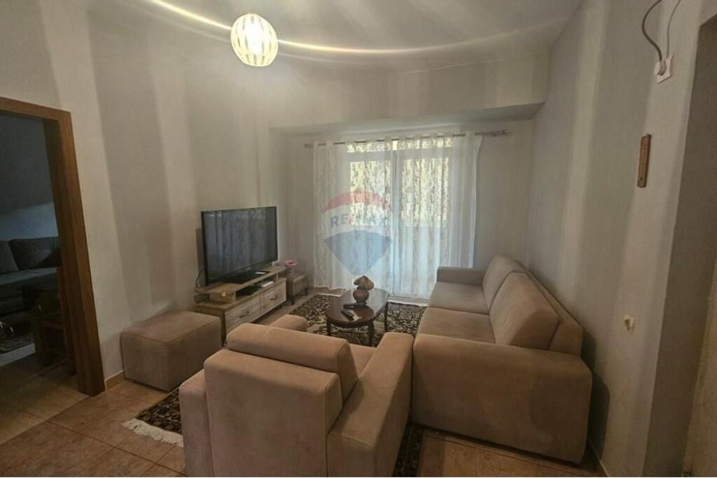 Apartament per qera 2+1 tek Rruga e Durresit