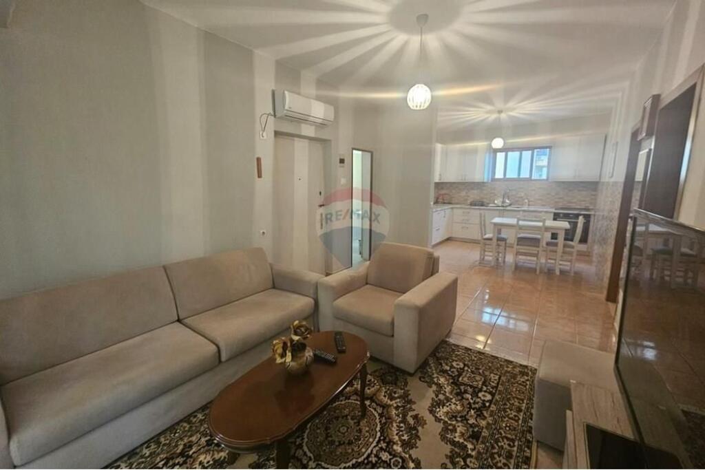 Apartament per qera 2+1 tek Rruga e Durresit
