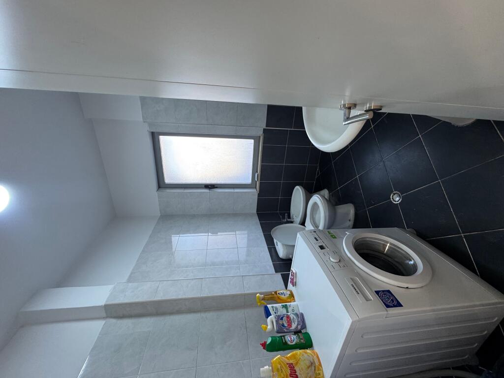 Apartament 1+1 ne astir  tek nela 5   Kati 6pallat I ri me ashensor  E mobiluar  Cmimi 450€