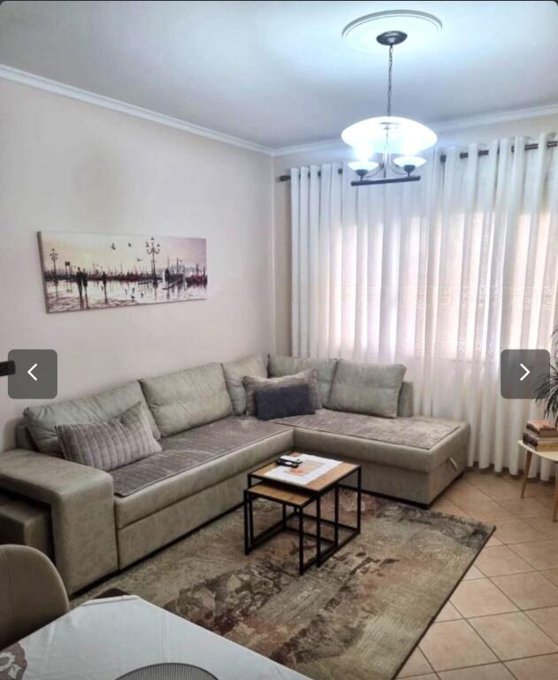 Appartamento 1+1+2 Balconi in Affitto, arredato, in una delle zone più preferite di Tirana, in Via Elbasan, Scuola di Balletto