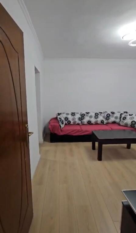 Apartment 2+1 for rent at White Bar at Irfan Tomini
