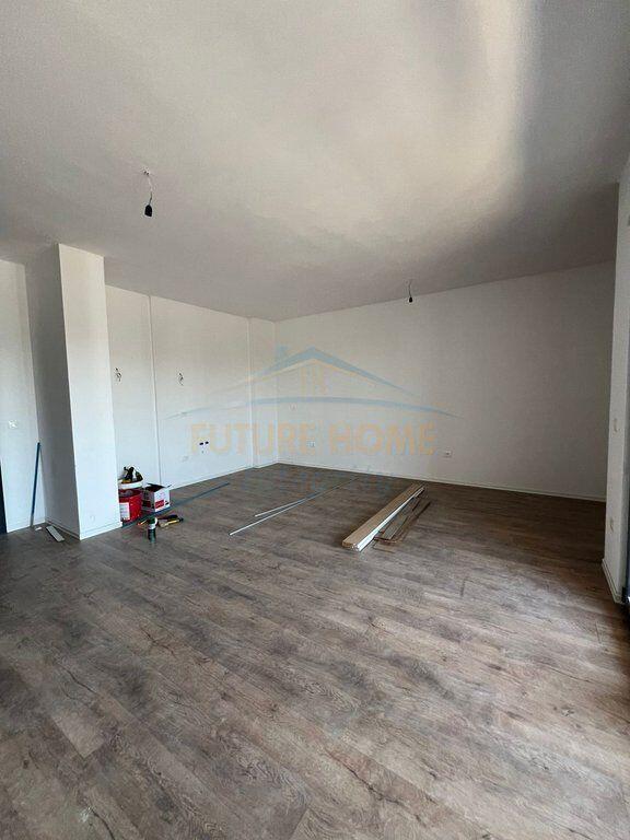 For sale, Apartment 1+1, Ndregjoni Complex, Tirana.