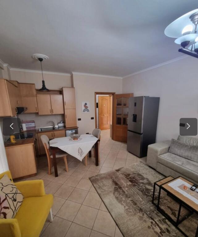 Appartamento 1+1+2 Balconi in Affitto, arredato, in una delle zone più preferite di Tirana, in Via Elbasan, Scuola di Balletto