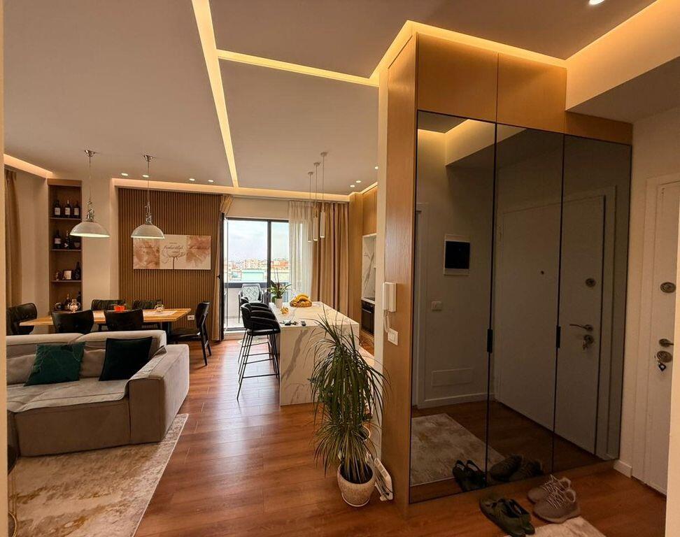 Luxury apartment 2+1+ Parking space for sale near Red School