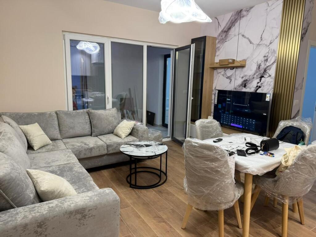 Apartment for rent 1+1 Zogu i Zi