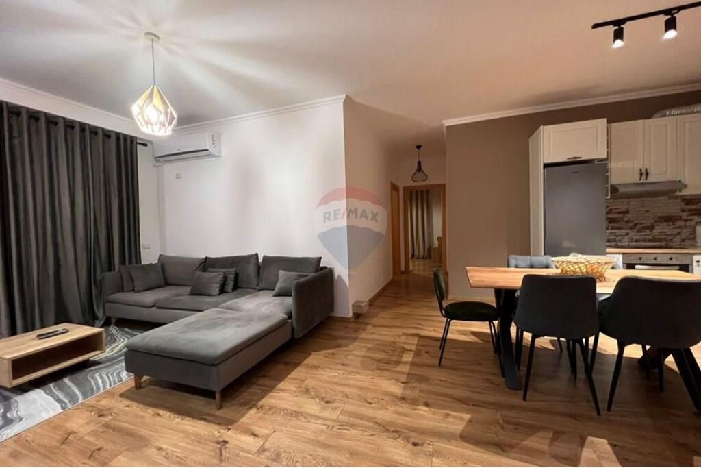Affittasi appartamento 2+1 – Giardino Botanico