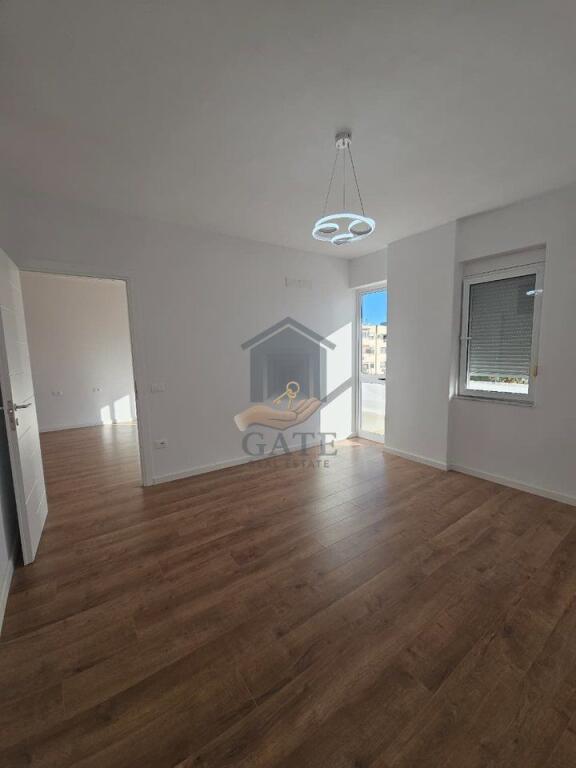 2+1 Apartment for Sale – Near Regional Hospital, Durrës