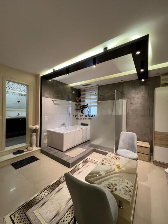 FOR SALE 3 STUDIO APARTMENTS 100M2 FORTUZI STREET 400,000 EURO
