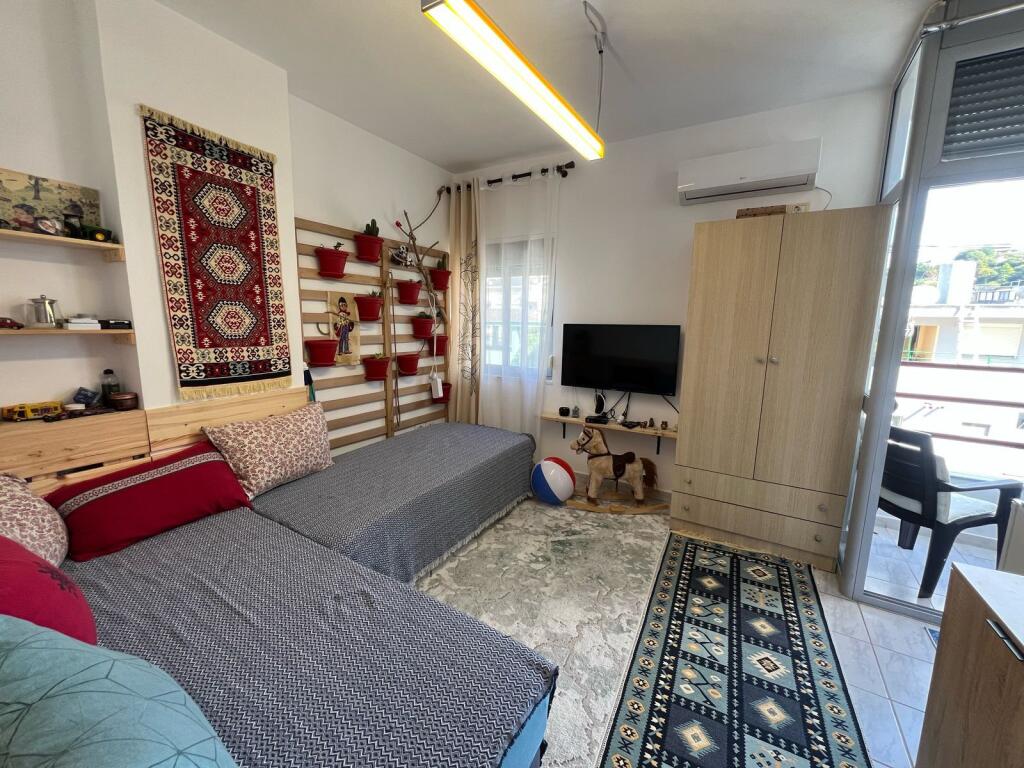 SHITET GARSONIERE 📍 Shkëmbi i Kavajës – Durrës