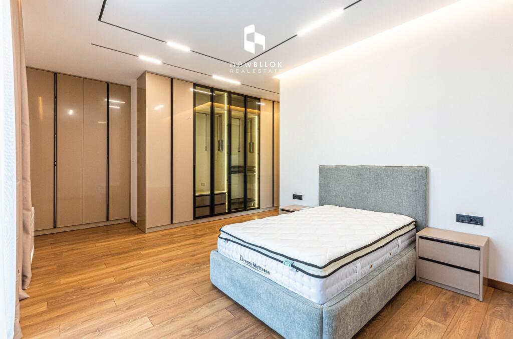 In Affitto: Villa di Lusso 📍Liqeni i Thate - Forest Res. (4 Camere da Letto +5 Bagni +2 Verande &amp; Garage) MAI ABITATA PRIMA || 4000€/mese