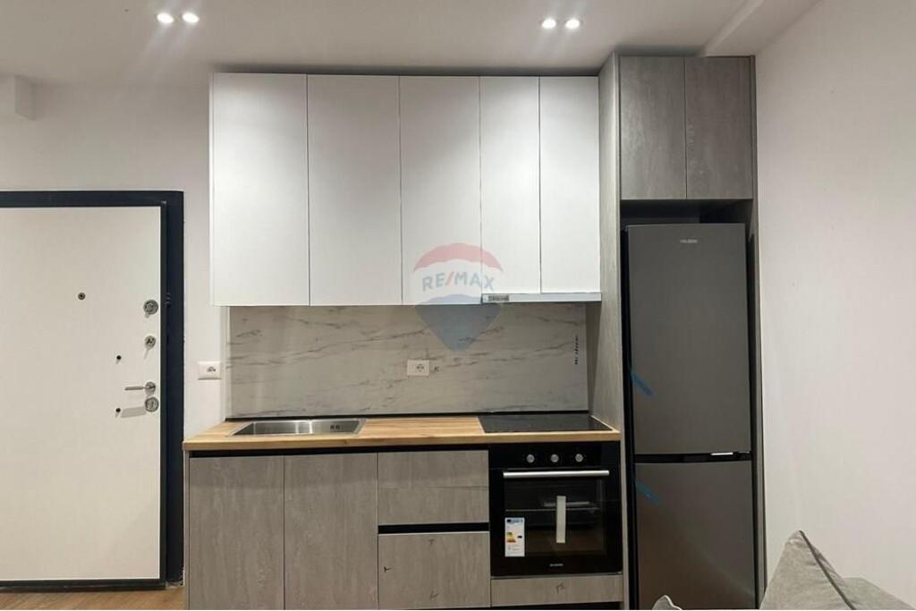 FOR SALE, 3 APARTMENTS 1+1, PARIS MUNICIPALITY