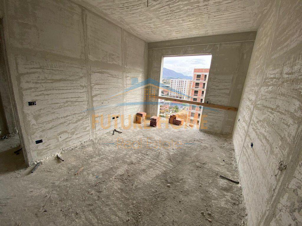 Shitet Apartament 2+1+2, Rezidenca Porcelan 3