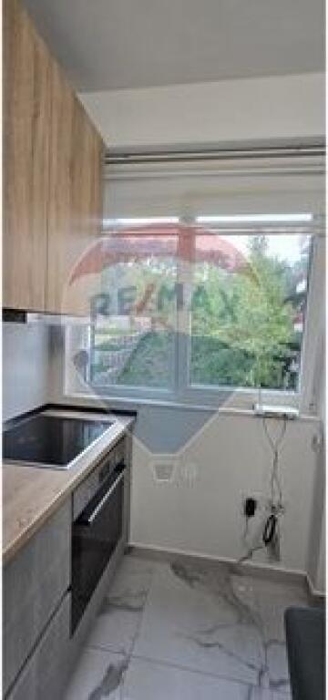 Apartament - Për Qira - FZ Rezidence, Liqeni I Thatë, Tiranë