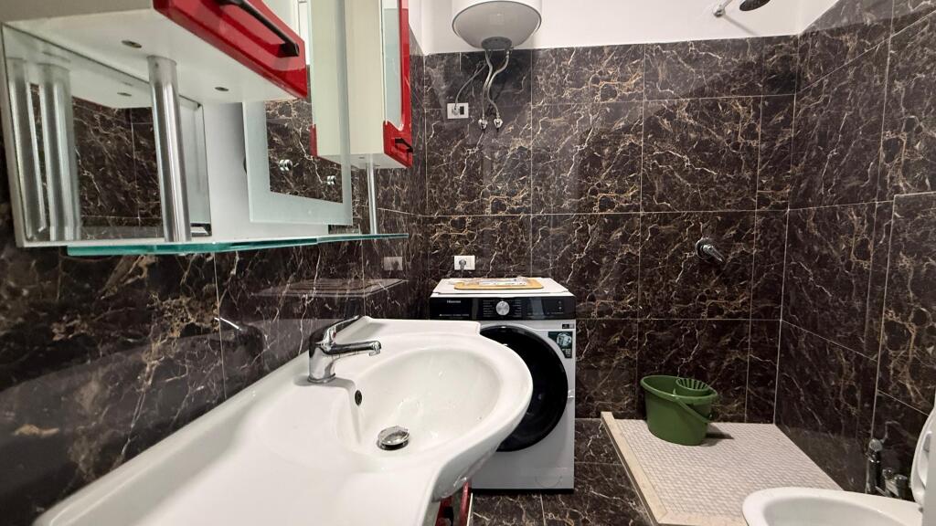 🏡 Appartamento 2+1 in affitto in Via Kavaja