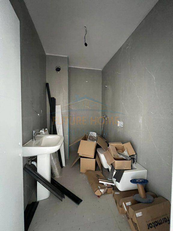 For sale, Apartment 1+1, Ndregjoni Complex, Tirana.